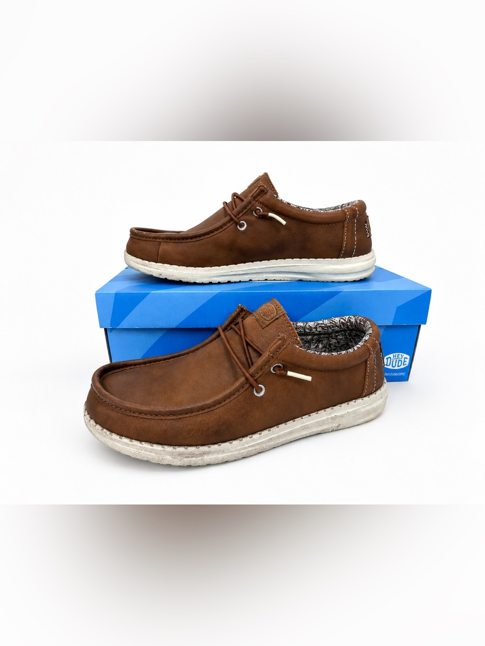 Hey Dude Wally Y Classic Shoes | Youth Size 6 (J6) | Tan | Includes Original Box